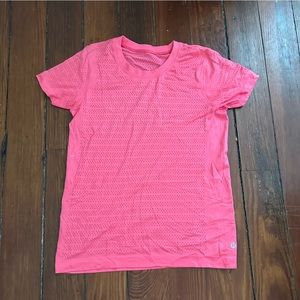 Lululemon workout top